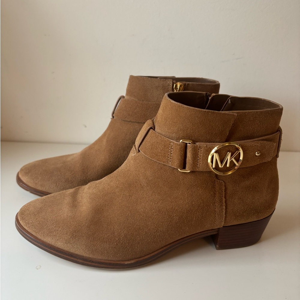 Women's Tan Suede Ankle Boots